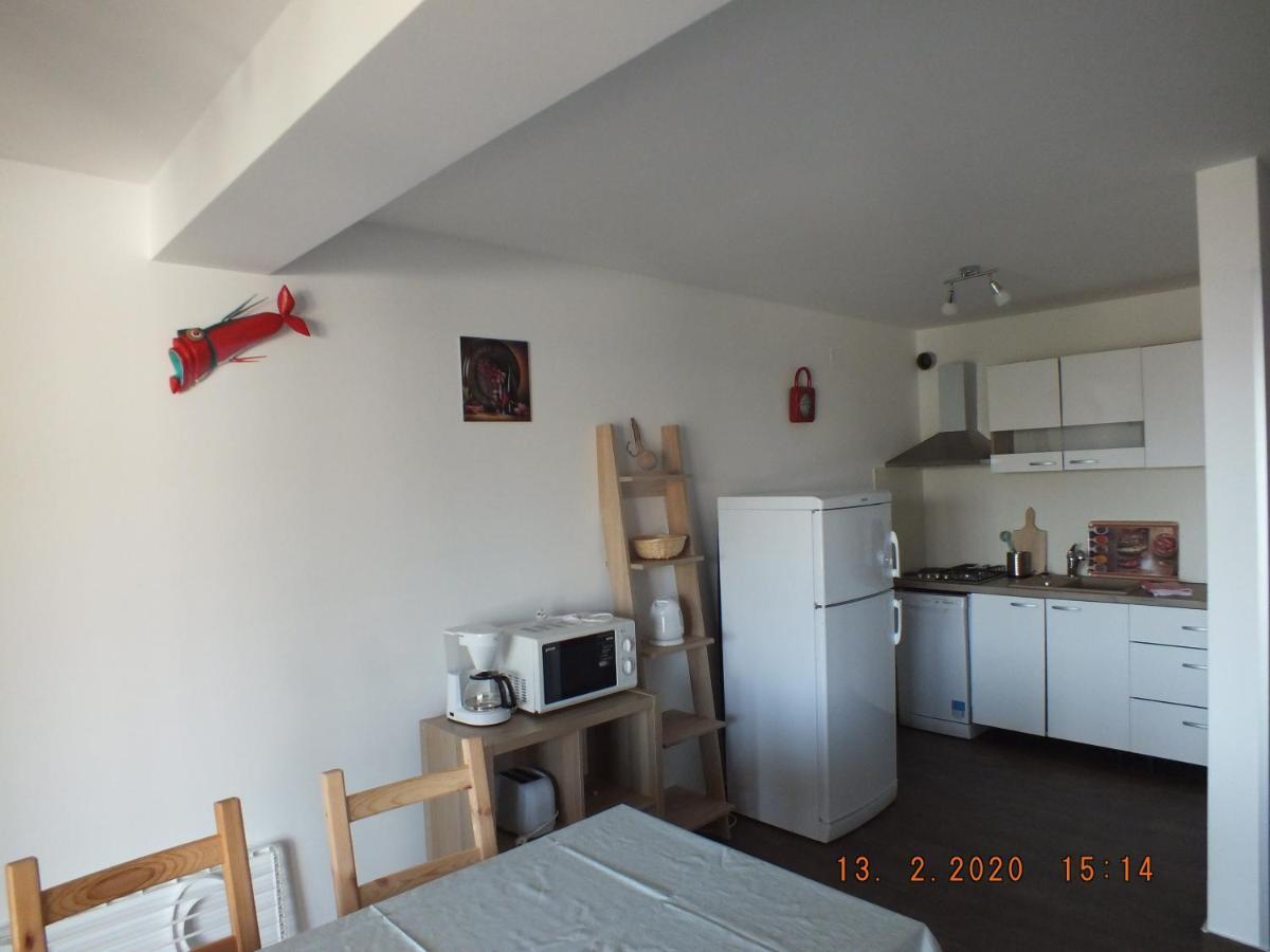 Apartments Amore Baska  Exterior photo
